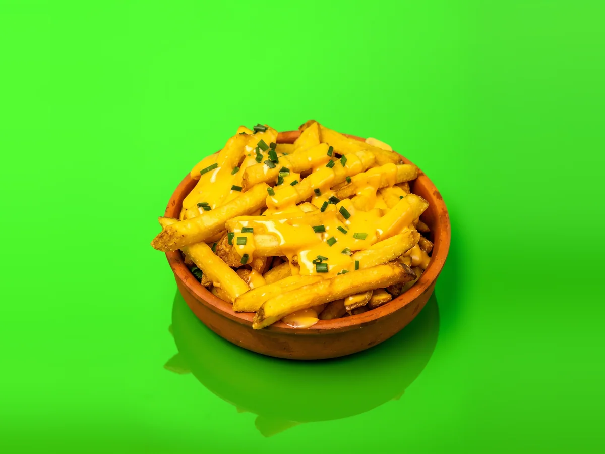 GOLD RUSH Cheddar Cheese Fries
