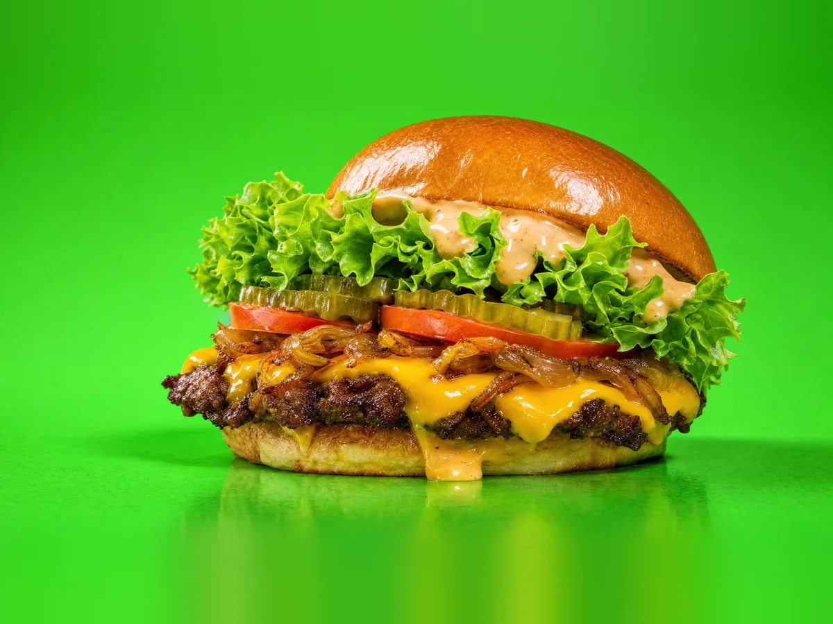 PLAYER ONE Cheeseburger